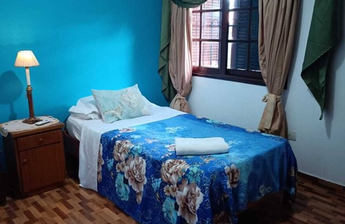 Puerto Iguazu Bed & Breakfast | Casa Folks Bed and Breakfast