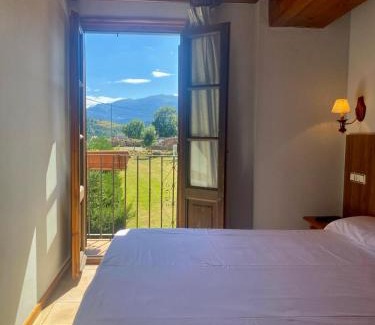 Laspaules House | Casa Francho