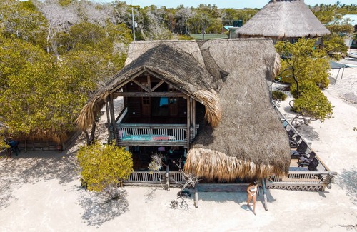 Bocachica House | Casa Frente al mar en Isla Baru: Oasis La Curiosa