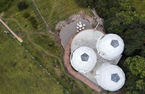 Sesquile House | CASA GLAMPiNG GUATAVITA Familiar Cap Max 13 pers