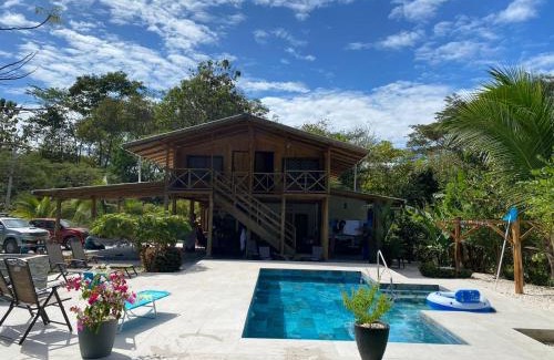 Paquera House | Casa Gratitud