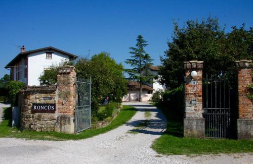 Capriva del Friuli House | Casa Griunit