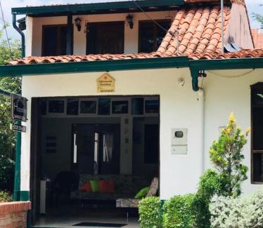 Guadalupe House | Casa Hotel Camino Real