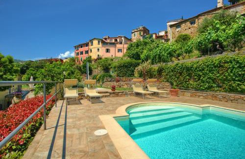 Villa Talla House | Casa immersa nella natura con piscina, AC e Wi-Fi 4