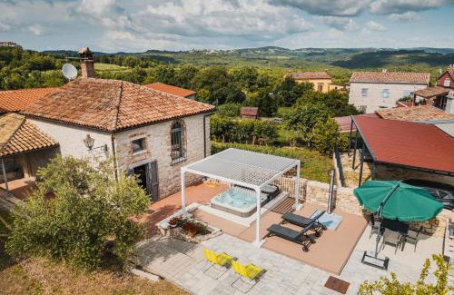 Nova Vas House | Casa Iveta