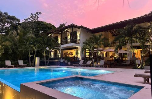 Quebrada Guadalejo Hotel | Casa Jacaranda Hotel Boutique by HMC -Cauca Viejo- Mayores de 14 años