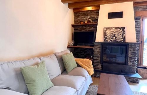 Vall de Cardos House | Casa L'Isard - Vall de Cardós - L'Amfitriona