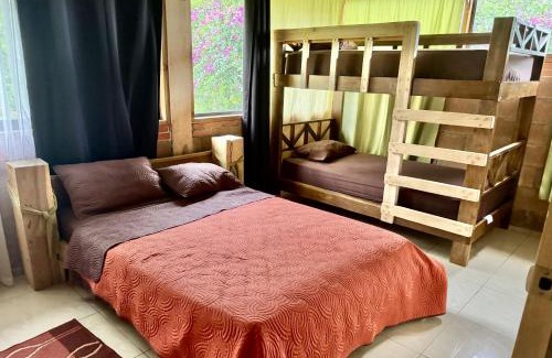 Pacuare Reserve House | Casa Lajas - Casa 1 - Hospedaje, Granja y Turismo Rural