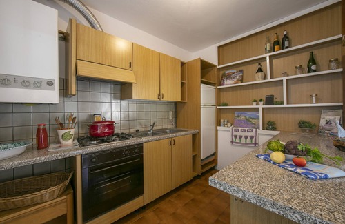 Ispra Apartment | Casa Lavanda Pool, Tennis, Ispra, Italy