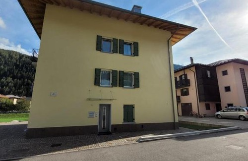 Pellizzano Apartment | Casa Le Iscle