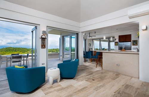 Llave Villa | Casa Limones - Luxury hilltop estate