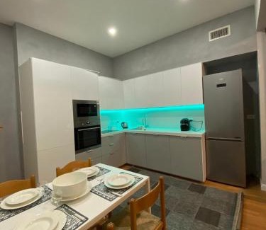 Pavia Villa | Casa Linda