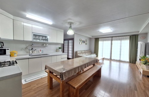 Hallim Condo | Casa Linda Pension-Acommodation