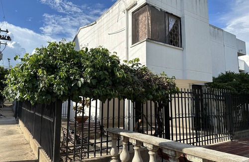 Valledupar House | Casa Los Almendros,casa Completa Disponible