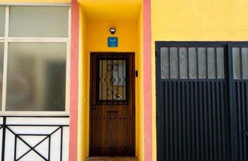 San Bartolome de Pinares House | CASA LOS PILARES