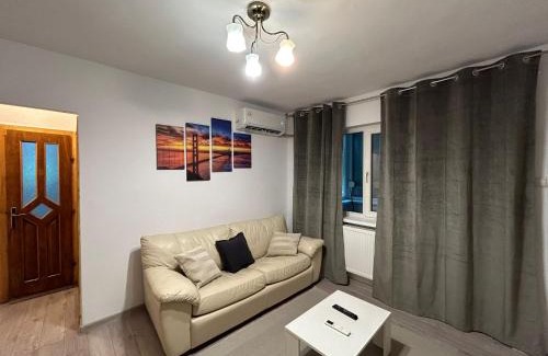 Lugoj Apartment | Casa Lotus