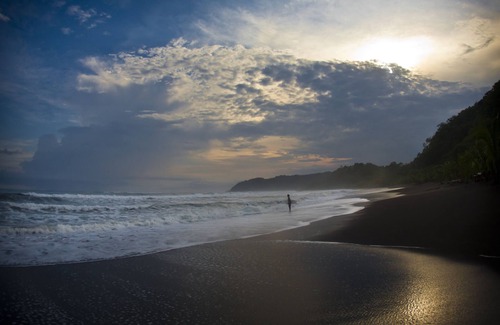 Cambutal House | Casa Luna Tropical Beachfront Home At Luna Negra In Beautiful Playa Cambutal