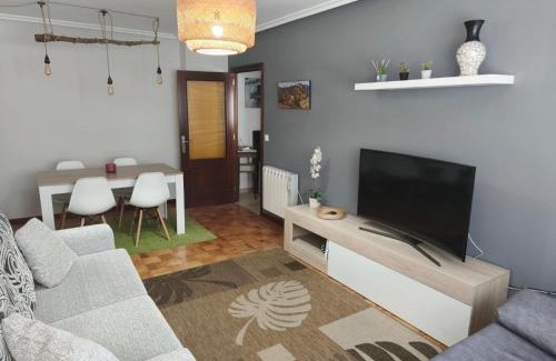 Pola de Siero Apartment | Casa Mamina