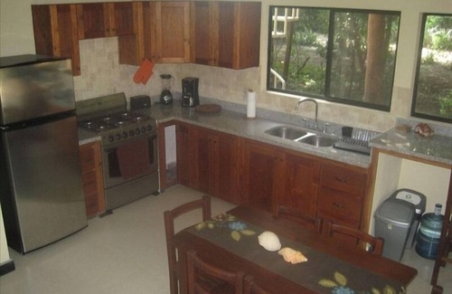 San Diego House | Casa Mana- Amazing Surf, Beachfront, and a Great Deal!