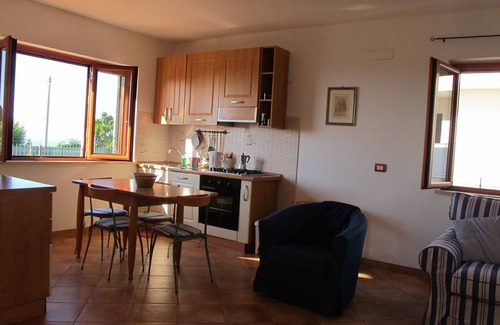 Parghelia House | Casa Margherita 2 - semi-detached house with private garden and sea view