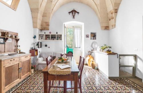 Maruggio House | Casa Marugii by BarbarHouse