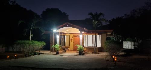 Rio Seco House | Casa Mathi