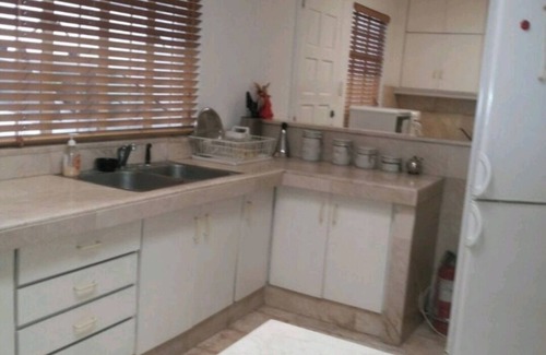 Las Pinas House | Casa Meyer's n500sq m lot, 300sq.m. BF Homes Int. with pool and Jacuzzi.