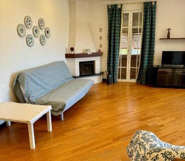 Strada Nazionale Sud Apartment | Casa Mimosa