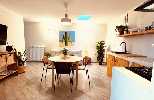 Fiumicino House | Casa Mira, luxury seahouse FCO. CIN: EN058120C2MUGZZZP2