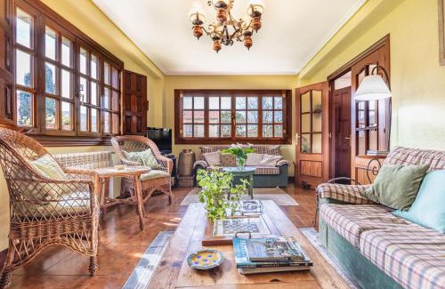 El Astillero House | Casa Montañesa