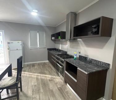 Rio Gallegos House | Casa Náutico con estacionamiento privado