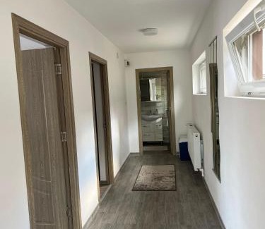 Obarsia-Closani Apartment | Casa Noni Via Transilvanica