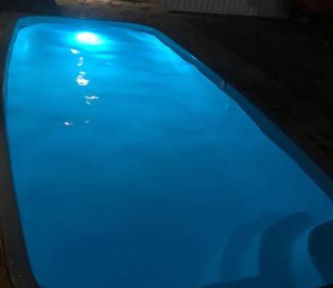 Taquaral House | Casa nova com piscina próxima a praia e menos de 3km do centro de Ubatuba