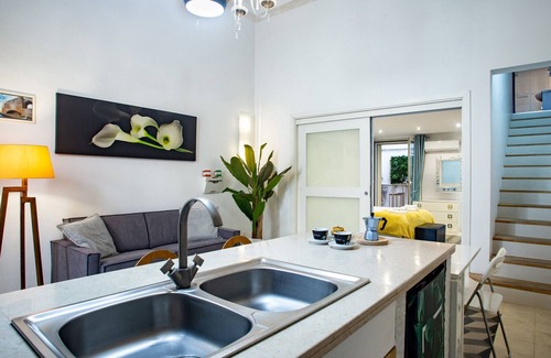 Brindisi Histotic Center Apartment | Casa Orchidea - The Fab Stay