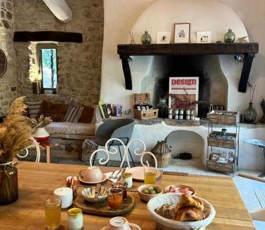 Condorcet Bed & Breakfast | Casa Ostara