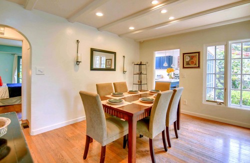 Hillcrest House | Casa Paloma: Classic Mission Hills + Enchanting Courtyard Close to EVERYTHING