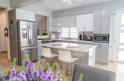 Hato Nuevo House | Casa Papi | The Getaway in Lomas del Sol, Guaynabo