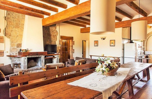 Sagas House | Casa Pau - Lovely Catalan limestone villa in private surroundings with pool