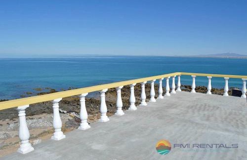 La Choya House | Casa Pelicano