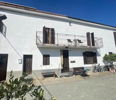 Ponti House | Casa Petra - Casa Tre Stelle - Casa Caneva - Ferien für 6-14 Personen