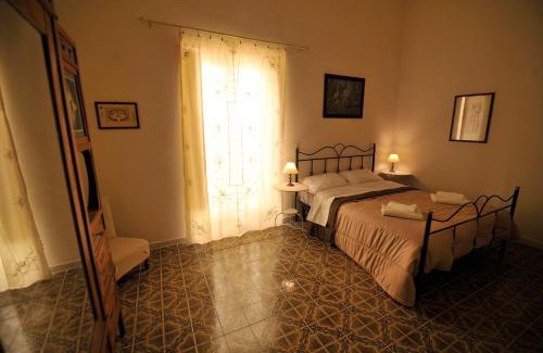 Pietraperzia House | Casa Piazza Grande
