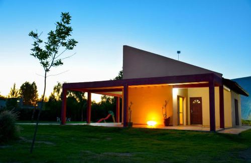 Olavarria House | Casa Quinta Las Pintas