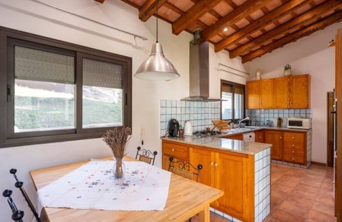 Palol de Revardit House | Casa rústica con piscina cerca de Girona