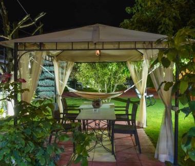 Tsakoi Apartment | Casa Rita ΛΟΥΤΡΑ ΠΟΖΑΡ