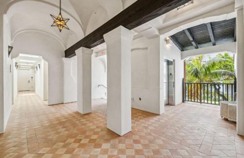 Laguna Apartment | Casa Riviera - Boutique Apartments in Downtown Santa Barbara