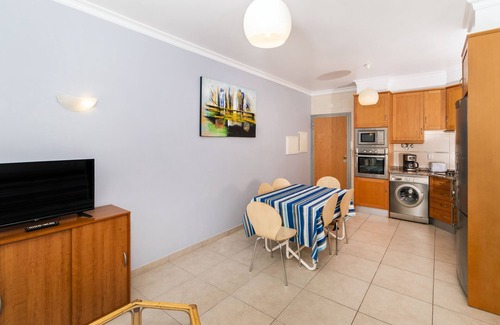 Fuseta Apartment | Casa Roland - AL (Official Local Lodging)