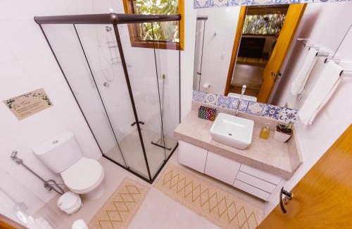 Brasilia House | Casa Rosa - Terra Dourada, Paraíso na Natureza, piscina natural, Wi-Fi