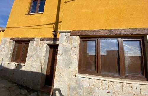 Valdenebro de los Valles House | Casa Rural Los Valles