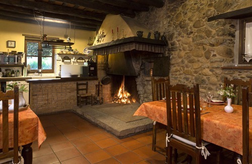 La Cellera de Ter House | Casa Rural Can Jepet