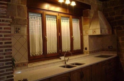 Covaleda Cottage | Casa Rural El Bolo for 8 people